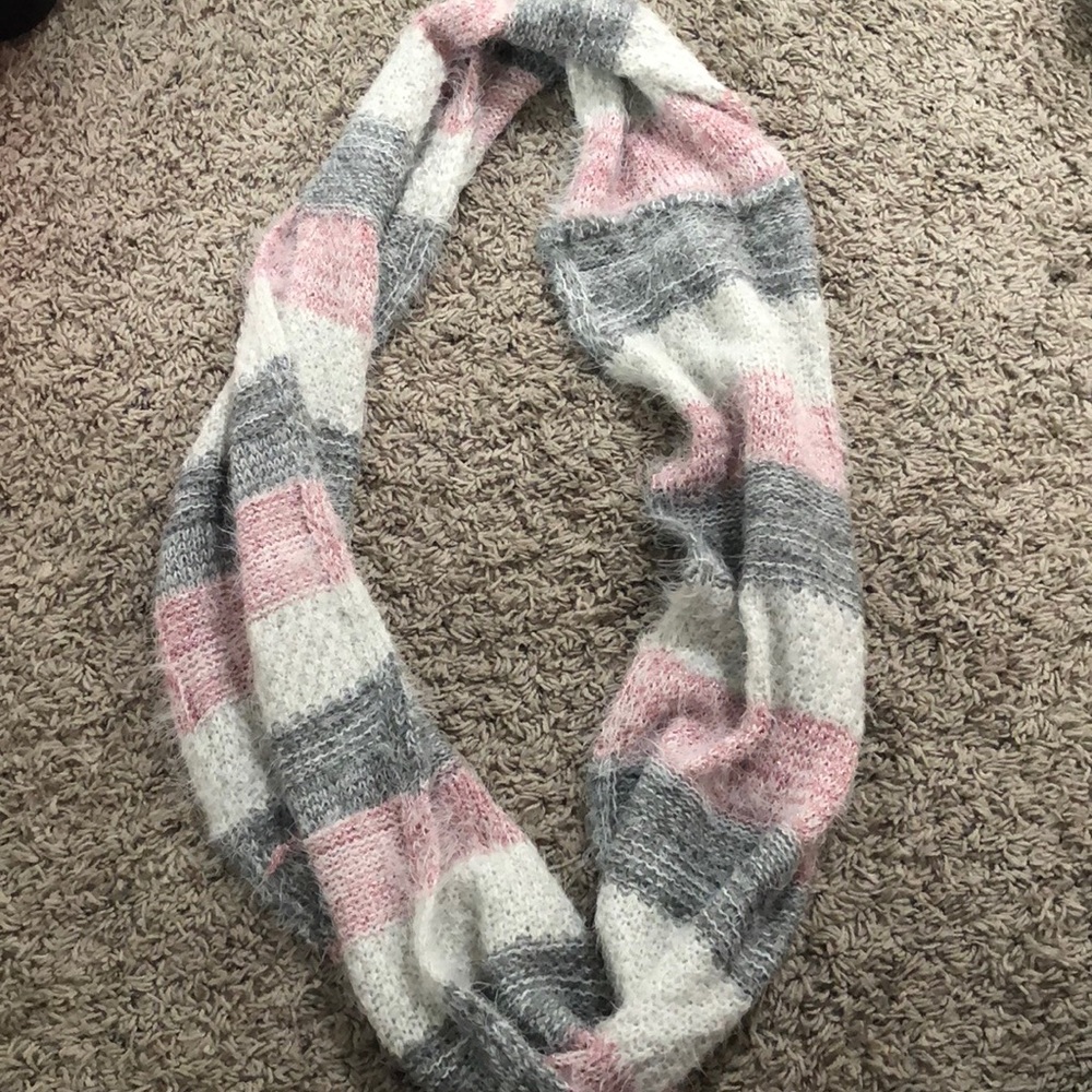 💕5 for $25💕 Infinity Scarf (NEW)